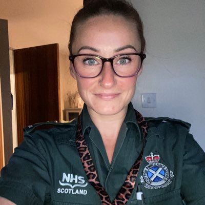 Holly___Pocket's profile picture. Veteran - Paramedic - Wife - Traveller - Cat lady