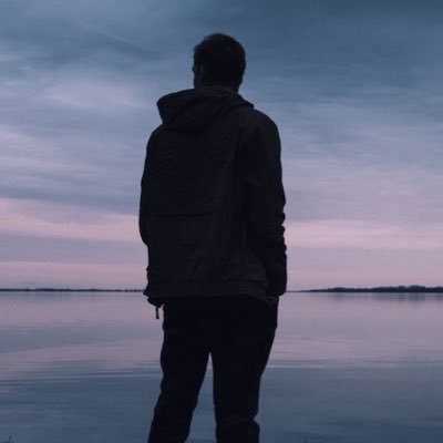 yks088's profile picture. كن راقياً في افعالك اجعل لك قيمه في قلوب الناس ان لم يكن حباً فليكن احتراماً . .♥