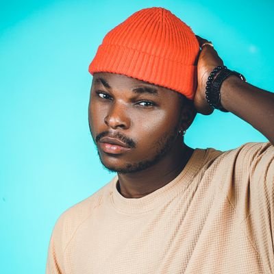 Performing Artist || song writer || unsigned Artist. _youngkyngz Booking: +2348037229913 Email: officialyoungkyng@gmail.com