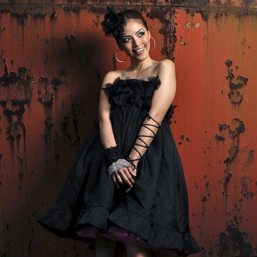 katieTOKYO's profile picture. ほぼ体感ツイート… singer,song writer,vocal trainer,stylist,mother 奄美/VOX-IV/yanagiyaV/