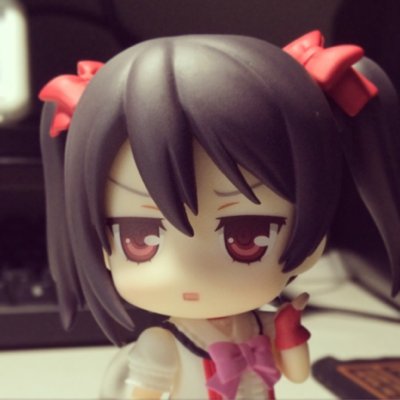 337_'s profile picture. 窓際で仕事をしています。矢澤にこ推し大槻唯担当。ペン回し/鉄道/アニメ/村川梨衣さん/KBS50th/#ペンスピ子育て部