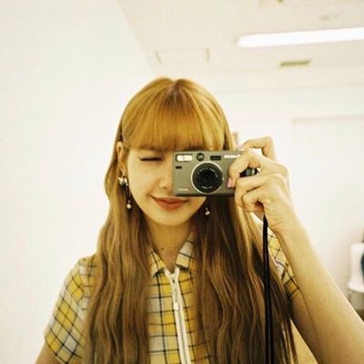 lisa manoban by the hour ✿