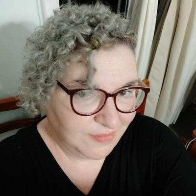 Kari20312612's profile picture. 