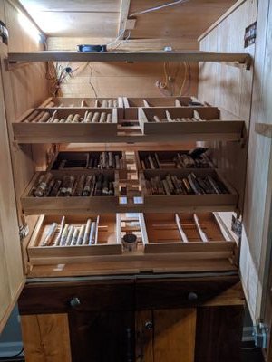 HumidorStatus's profile picture. I'm just here to tell you some humidor details