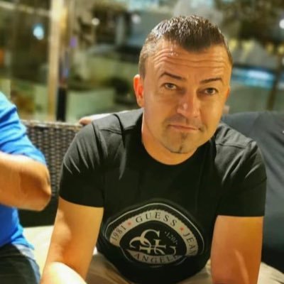 Cristia83489216's profile picture. 