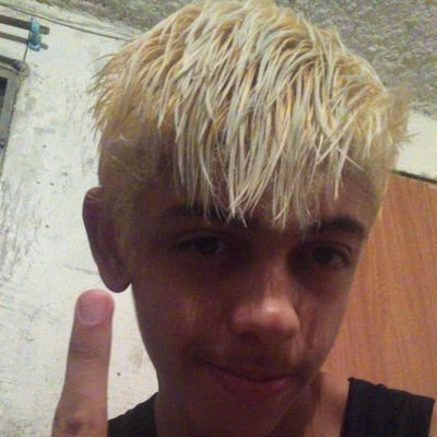 olá , me chamo Davi mais conhecido como Crystal e tenho 17 anos , interessados ? chama no PV😈😈😈