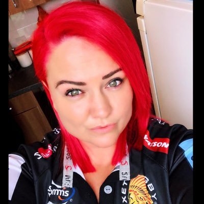 zoewood12's profile picture. mum of 4, love rugby🏉 mother and daughter season ticket holders at Exeter chiefs