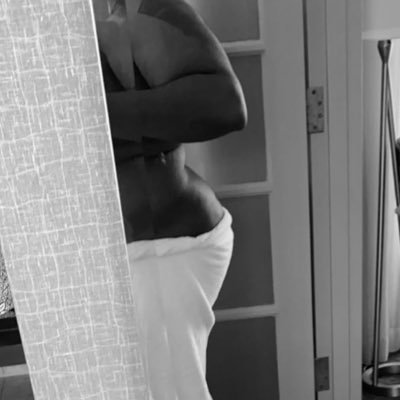 DHugh18's profile picture. Him/He/Auntie I’m 5’5” and they still look up to me🇩🇪🇯🇲🇨🇺