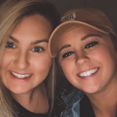 Mcluck42's profile picture. • U of A 🎓❤️🐗 • has been student athlete 🥎 • still don’t have anything figured out 💕•Owner/operations manager for Coastal Soiree PCB •I love my boo thang