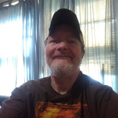 I'm from united state american,I'm a trucker,love too meet a kind and caring woman,for long term relationship😘😘😘