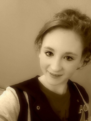 Victoriaaaa♥ ▬▬▬▬▬▬▬▬▬▬▬▬
Fourteen♥ 
North Wales
▬▬▬▬▬▬▬▬▬▬▬▬
JustinDrewBieber♥
FireflyBieber -- go follow!;D ♥
Justin FOLLOWS;D ♥