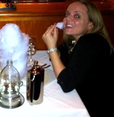 QEats's profile picture. Lawyer, eater, aspiring restaurateur & self-described girlfriend monster.