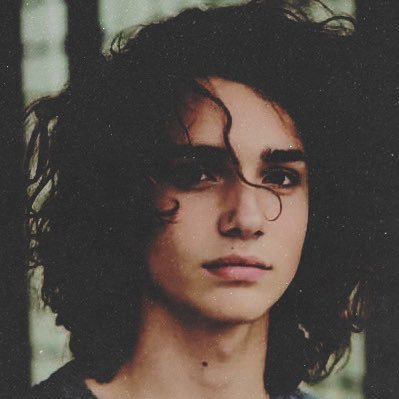 KoreOfFlowers's profile picture. 𝘿𝙤𝙣’𝙩 𝙬𝙤𝙧𝙧𝙮 𝙖𝙗𝙤𝙪𝙩 𝙮𝙤𝙪𝙧 𝙘𝙤𝙣𝙩𝙧𝙖𝙙𝙞𝙘𝙩𝙞𝙤𝙣𝙨. 𝙄 𝙖𝙢 𝙗𝙤𝙩𝙝 𝙖 𝙛𝙡𝙤𝙧𝙖𝙡 𝙢𝙖𝙞𝙙𝙚𝙣 𝙖𝙣𝙙 𝙦𝙪𝙚𝙚𝙣 𝙤𝙛 𝙙𝙚𝙖𝙩𝙝.