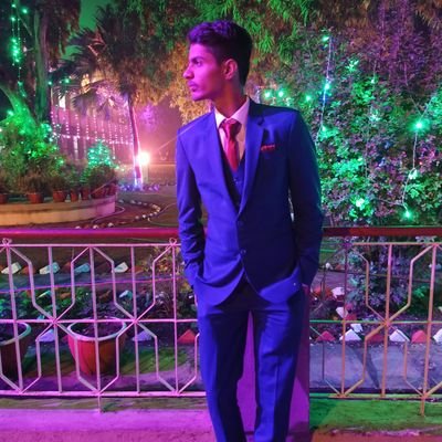 Vishesh183's profile picture. 🔮