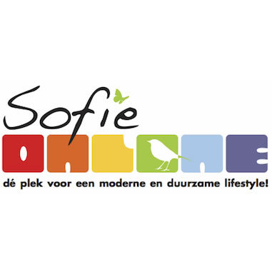 Sofie is jouw nieuwe gids naar een eerlijk leven in stijl. Milieubewust leven kan namelijk beter vindbaar zijn. | duurzaam | c2c | fairtrade