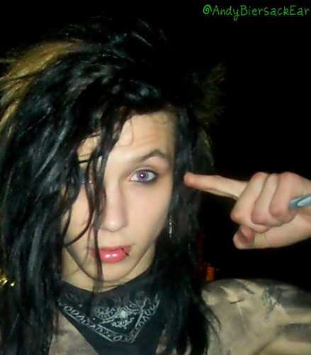 I'm Andy's ear. He can hear his band & screaming fans because of me.(: Formerly known as @AndySixEar.