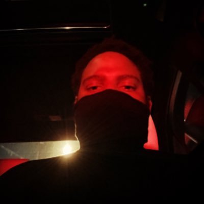 phemo_lala's profile picture. Teacher👨🏾‍🏫 Scientist🧬 Photographer - 📸 / Night Crawler🤡- 🏎 - Yoruba 👹 🤞🏾- Yamaha Choir Member- Feminakia