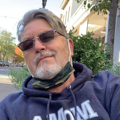 I am just here to make fun, no room for haters on my tweets