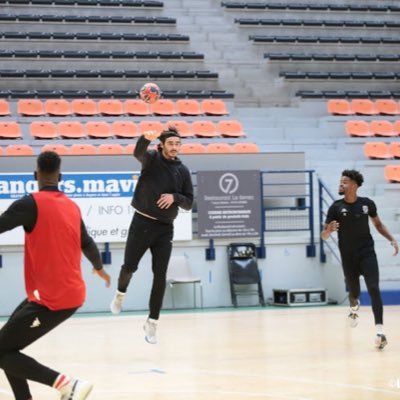 MorenoD86080491's profile picture. PhD - Handballeur - E-sportif