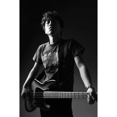 Bass弾いたりします。 praime @praime_OFFICIAL/マッスルドッキング(2005〜2019)/カタオカセブンバンド(west)/藤沢アユミ/THE MEANSサポート/QHINEEN