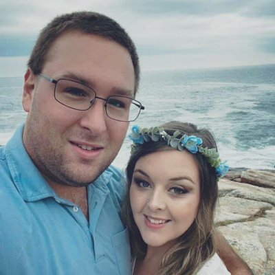 Twitch Partner 🎮Watcher of Sports 🏈 Enthusiast of Cars 🚗 Smoker of Cigars 💨 Married to @RSButterflies 👨👩👦