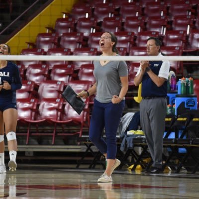 NAU Volleyball Associate Head Coach #NAUStrong ⚒🌲🏐 2015 & 2018 Big Sky Champions #GetWrecked