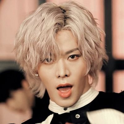 YutaNeDilLuta's profile picture. 