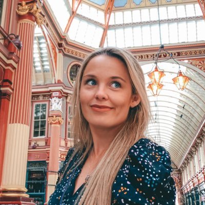yvettesvibes's profile picture. Aussie born, London living. winging life like my eyeliner.