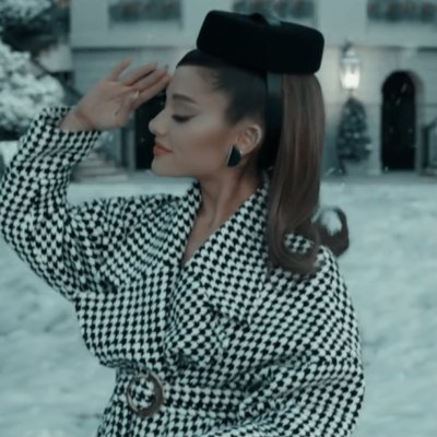 thanjkunext's profile picture. woman of the year.
