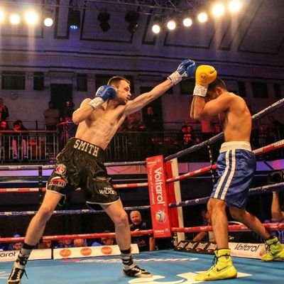former Professional Boxer 4-0 Managed By @altkocoach • Proudly Sponsored By @dneventslogist1 & @Think_SR • Charlton supporter #CAFC #TeamSmith #TheAddick