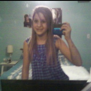 cloverrkaple's profile picture. Just want to let yu all no....... vfc rocks!!!!:)