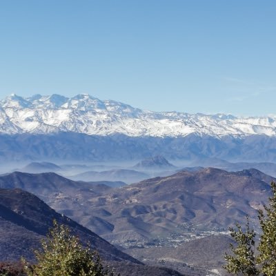 Emprendedor por la Preservación de la naturaleza, lucho por la preservación de un sector de la Región Metropolitana sin aporte alguno del estado. Patriota🇨🇱