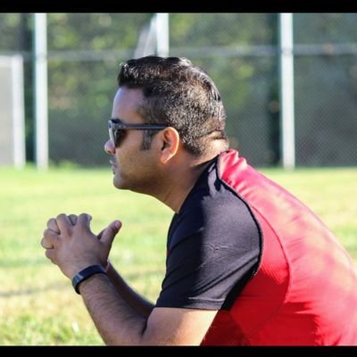 Father of two, husband, Software Developer. Into Running, Cricket , Volleyball