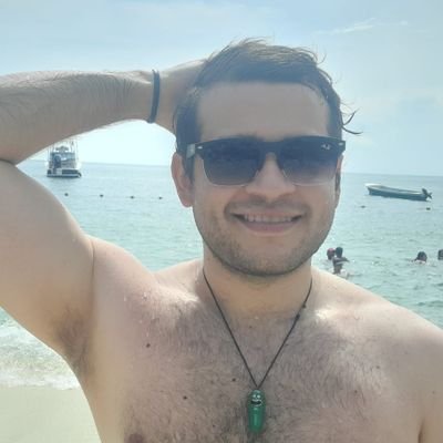 Ing. de sistemas
juegos, peliculas y salir con amigos
https://t.co/Zy0vkImaST…