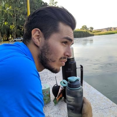 LucianoIvZeta's profile picture. Ex-Desempleado