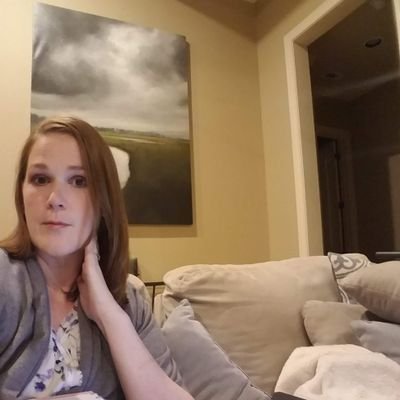 Im an emergency physician but im also a small youtuber who does beauty hauls makeup reviews and subscription unboxings ? #IAmACreator