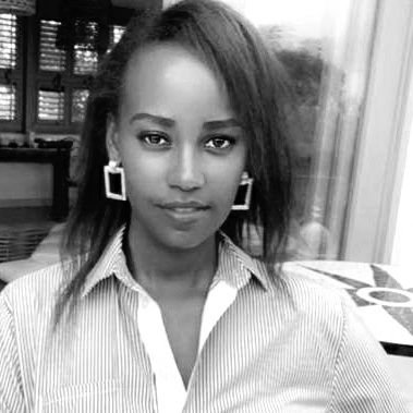 kkravennb's profile picture. Nefelibata😊