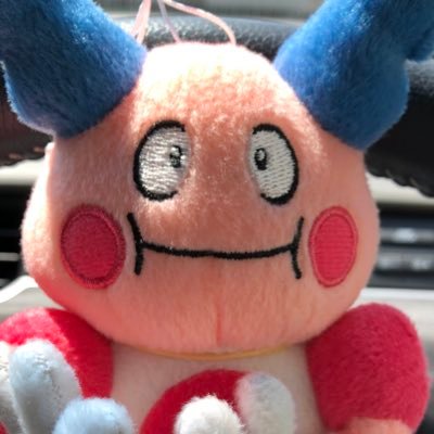 小2と 2歳の可愛い姉妹を子育て中。 育児ってとても大変。ビール大好き。 肉より魚派。 すみっこぐらしのざっそうが好き。五等分の花嫁は三玖ちゃん推し。ラブライブスーパースターはみんな好き。ゆるきゃん△最高。