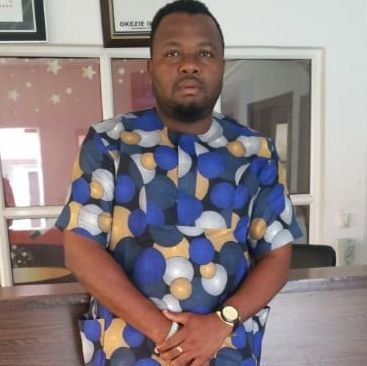 IamMcHart's profile picture. Am Mc Hart, a veteran comedian, works with Magic 102.9 FM Aba.