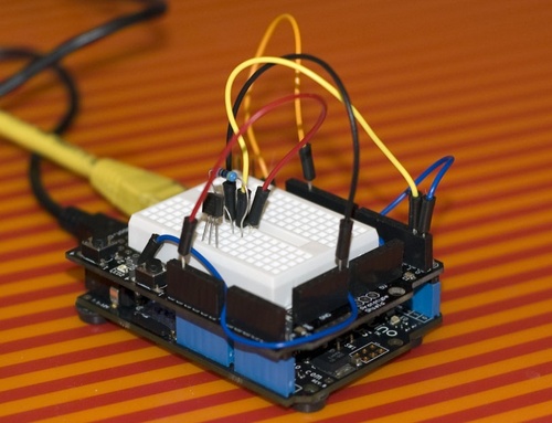 Tweets from a netduino plus, content depends on whatever's on the prototyping board. Follow me for random C# tweetness.