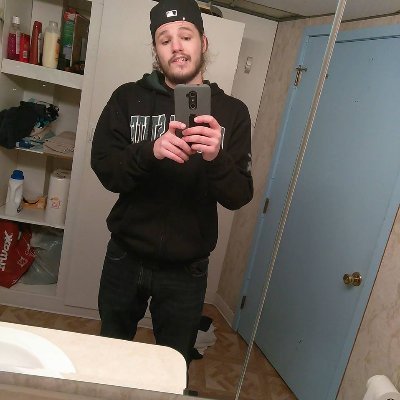 savagekriz's profile picture. 