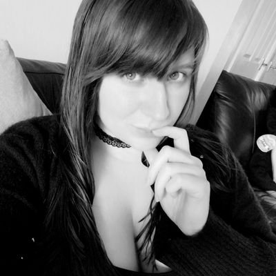 British lass / Tea Addict / Blooper Reel of games / Scientist / Fancy Dress Maker / https://t.co/mAU3uWCGBY 🎮