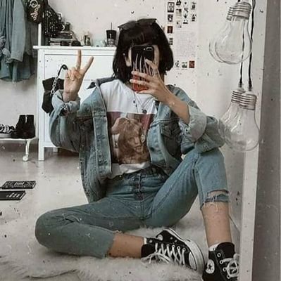 Halle59543297's profile picture. just go with the flow