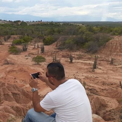 DarioLe93262302's profile picture. 