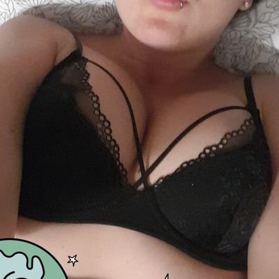 Female cashmaster | UK | Don't forget your place 😜 Cashtag: £Femaledom0 Findom footslave