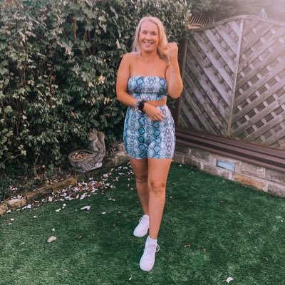 23 | blondes have more fun | insta _emilyvictoriaj_📸