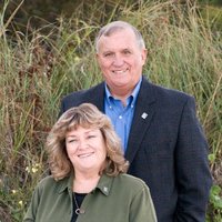 Jim Lee and Ann Cummings, RE/MAX Shoreline (@realtorjimlee) 's Twitter Profile Photo Jim Lee and Ann Cummings, RE/MAX Shoreline (@realtorjimlee) 's Twitter Profile Photo