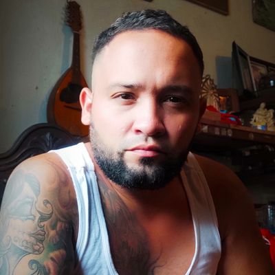 Bartender aprendiz - amante de la Musica, el mar y la selva... Cuida tu planeta recuerda que es tu hogar...#Greenpeace...!! #teambrutal