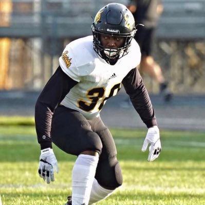 #38 6’3 235lbs OLB/DE Two Sport Athlete 🏀🏈 Snider High School Class of 2022. Email:markellkeal@gmail.com