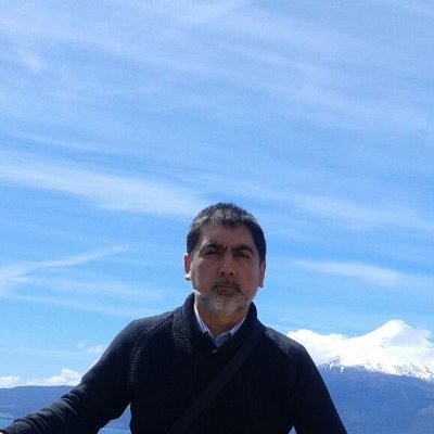desde Puerto Montt, Región de Los Lagos. No uso facebook. Siempre a la izquierda